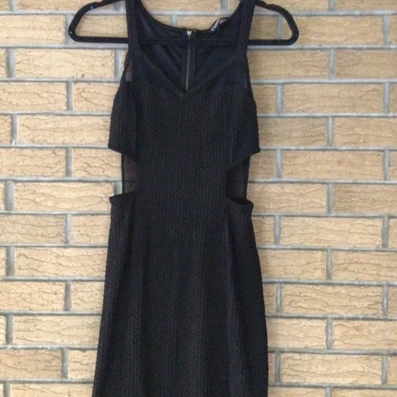 Black and gold glitter homecoming wedding party dress - Picture 3 of 6